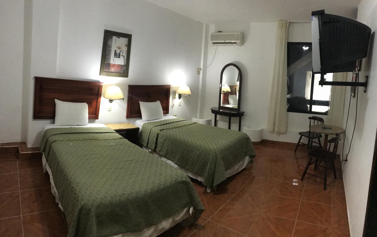 Hotel Pacifico Puerto López Εξωτερικό φωτογραφία